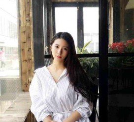 渠县女友兼职模特的小说(女友兼职模特的小说保举)