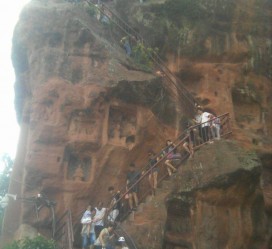 渠县乐山旅游攻略(乐山旅游攻略自由行路线推荐)