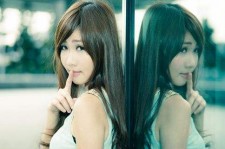 渠县上海绝色美眉兼职伴游(上海雇用高端伴游一天20万)