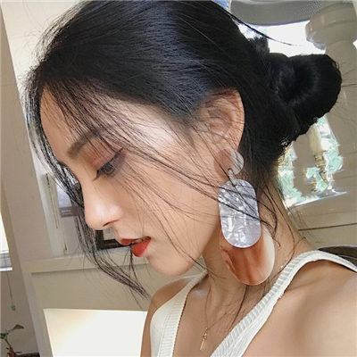 渠县伴游女生张悦然的资料