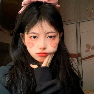 渠县伴游女生赵晴川的资料