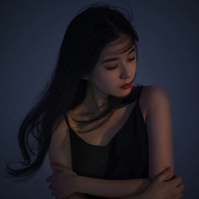 渠县伴游女生谢悦悦的资料