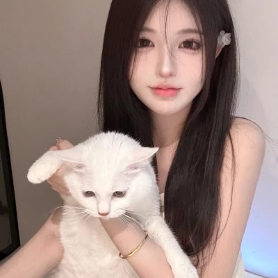 渠县伴游女生陈露晞的资料