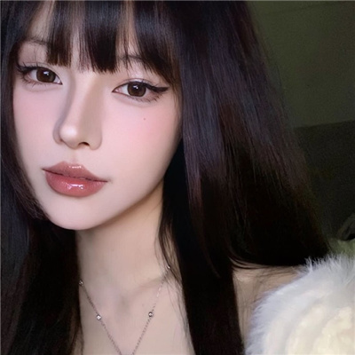 渠县伴游女生钟晚意的资料