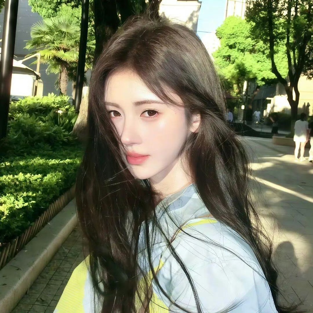 渠县伴游女生许星晚的资料