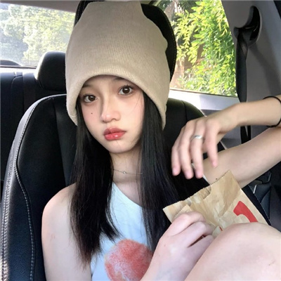渠县伴游女生乙傲薇的资料