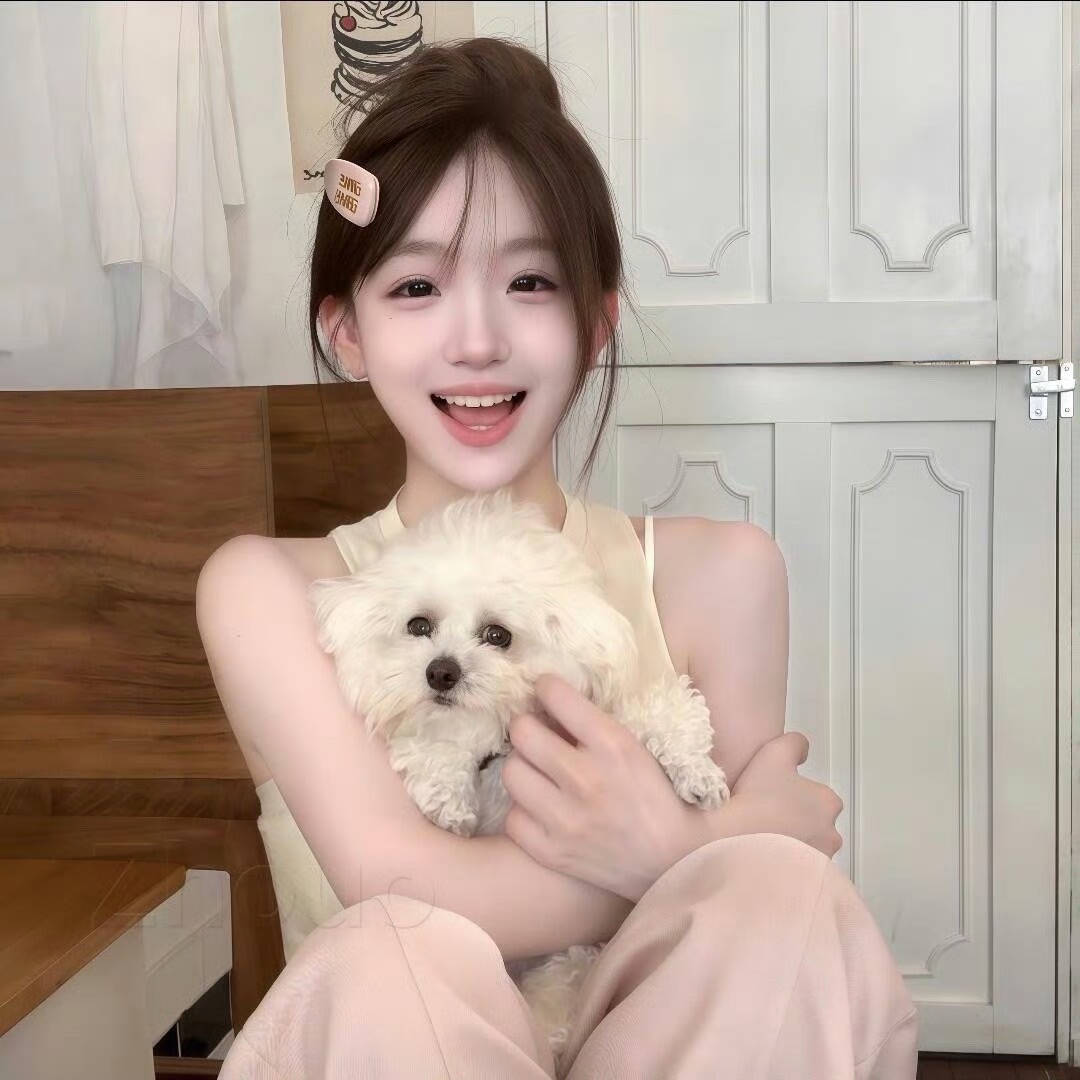 渠县伴游女生周小婷的资料