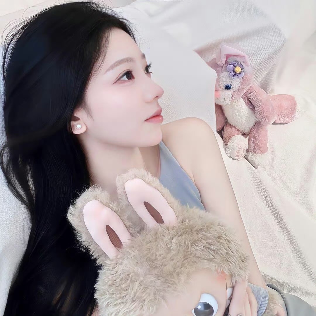 渠县伴游女生林雾眠的资料