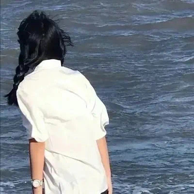 渠县伴游女生张廖新竹