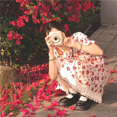 渠县伴游女生镇凝莲